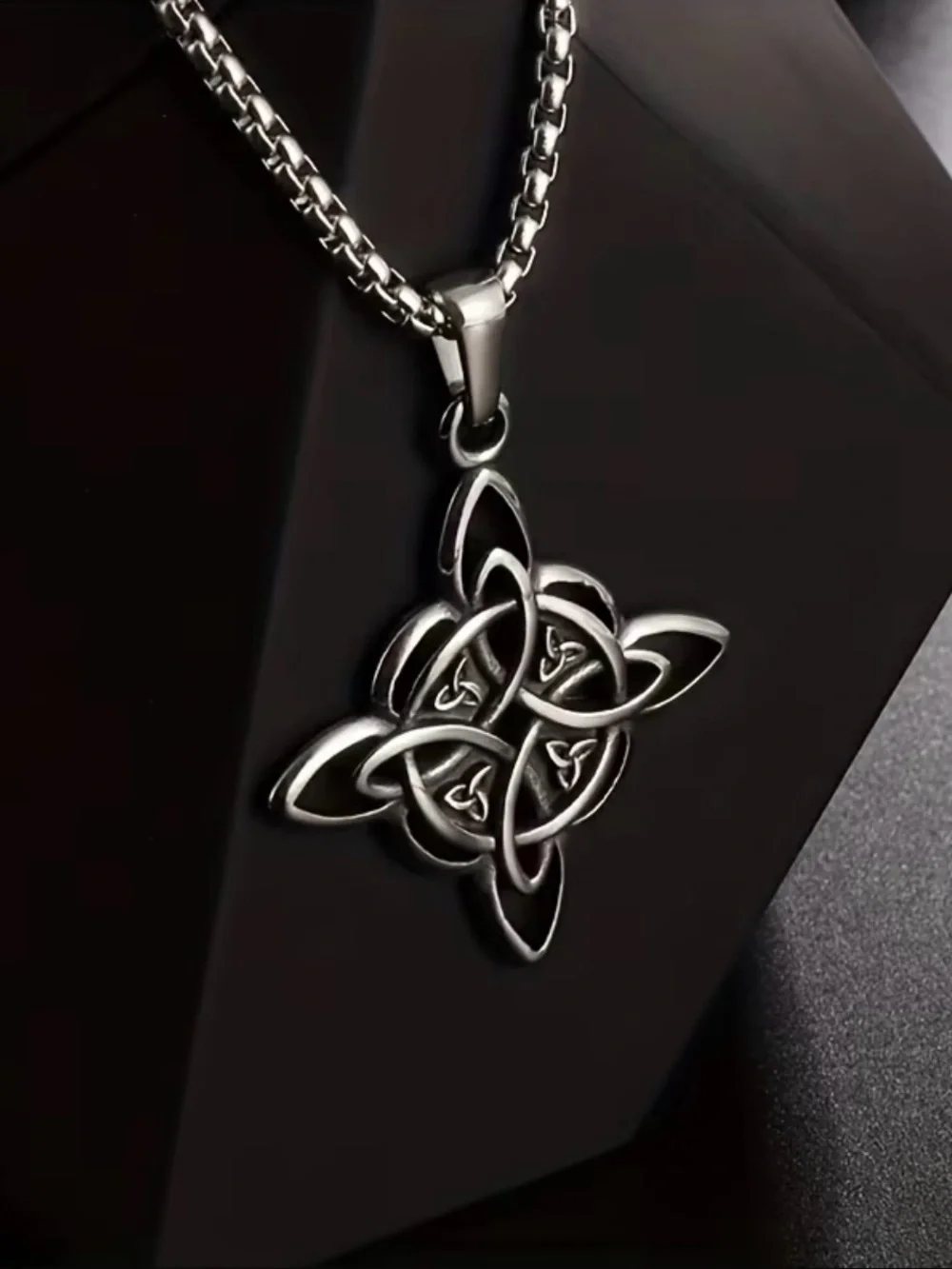 Witch Knot Necklace Viking Celtic Eternal Knot Pendant Men Women Stainless Steel